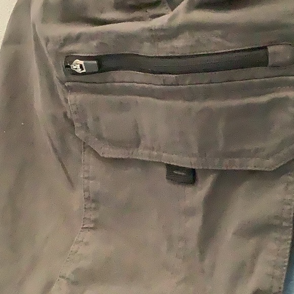 NWOT B C Clothing convertible pants for men - Picture 5 of 9